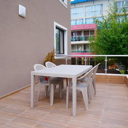 Dom-El Real Apartments In Victorio Complex